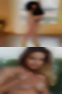 Twin couples hot swapping.